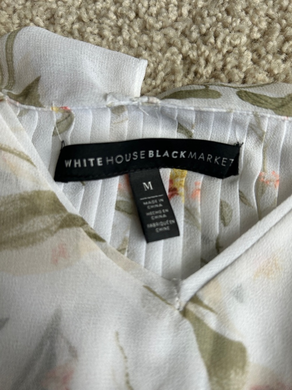 WHITE HOUSE, BLACK MARKET FLORAL SPLIT BACK TANK TOP - Picture 5 of 5